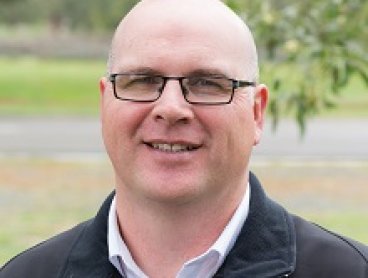 Profile photo of Tom Molan